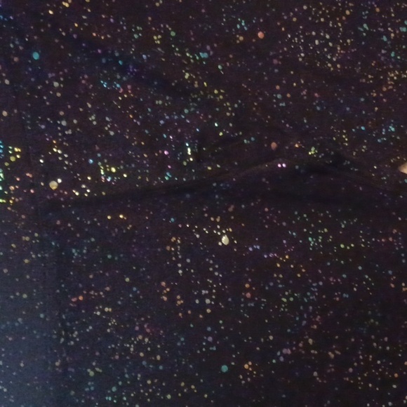 CUT THE THRILLS, NWOT WOMENS LEGGINGS, SIZE MEDIUM. - Picture 2 of 4